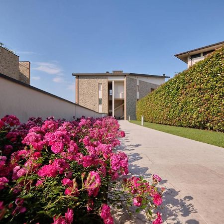 Warda B11 Apartment Desenzano del Garda Bagian luar foto