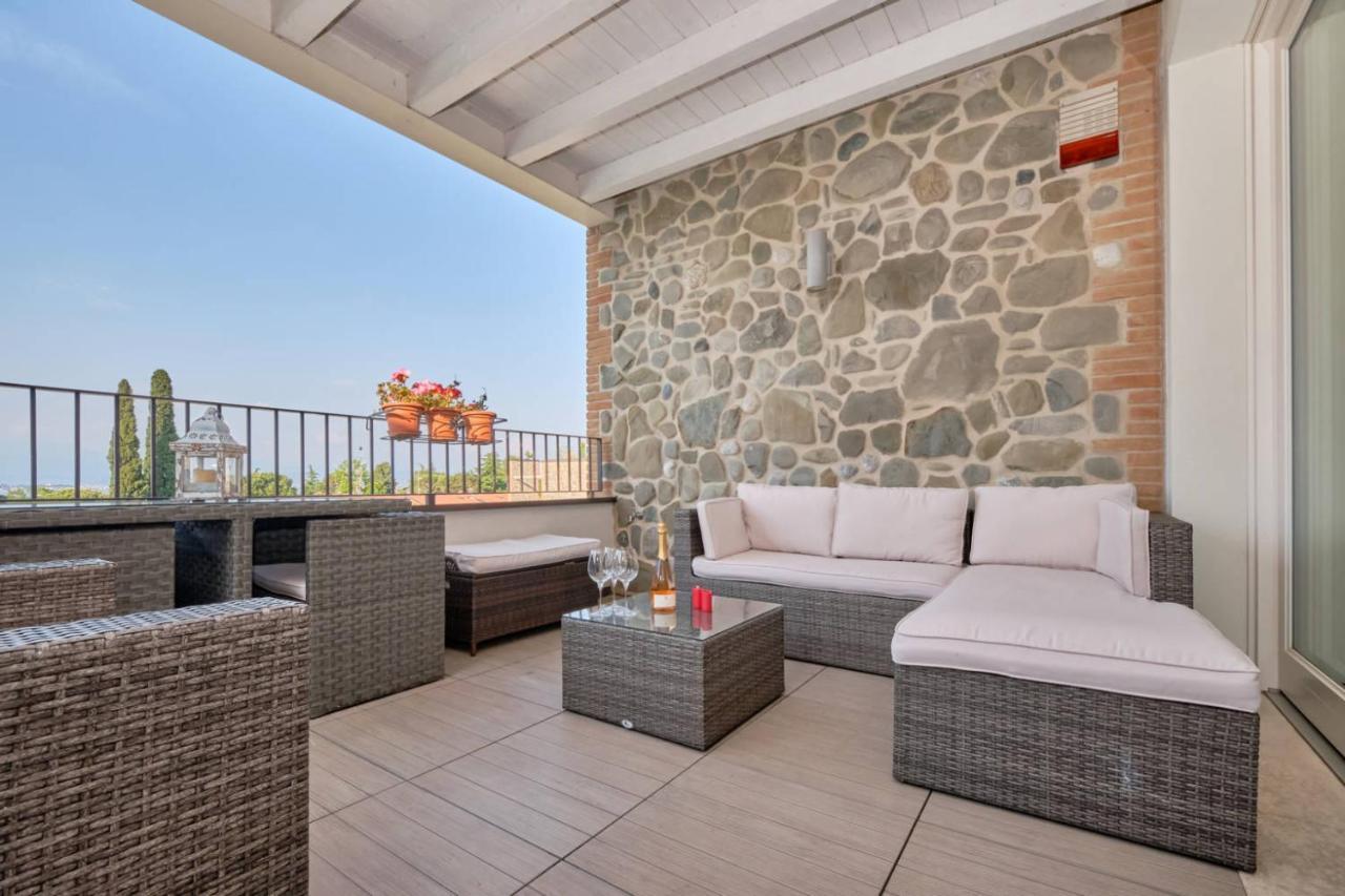 Warda B11 Apartment Desenzano del Garda Bagian luar foto