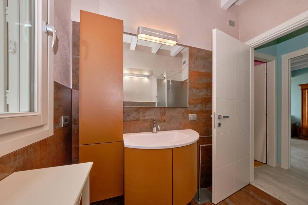Warda B11 Apartment Desenzano del Garda Bagian luar foto
